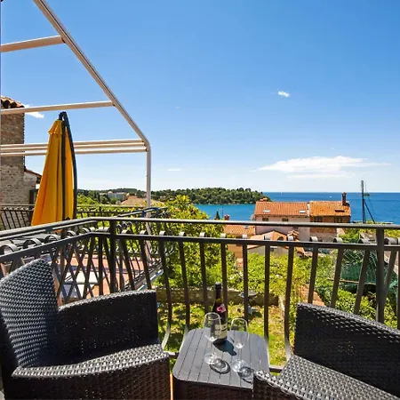 Cozy In With Terrace Casa vacanze
